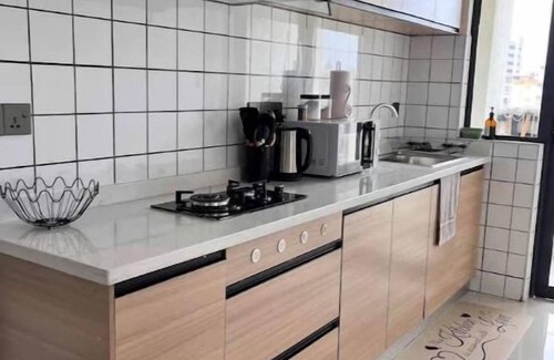 Ruaka Apartment | Hobbystay : Ruaka near UN & Two Rivers Pool & gym