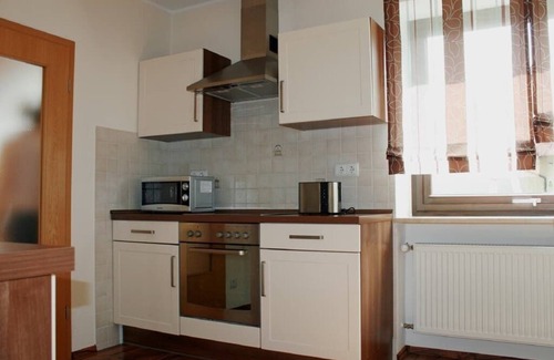 Nittenau Apartment | Hochwertige Fewo mit Sonnenterrasse & Garten direkt in der Natur (allergikergerecht)
