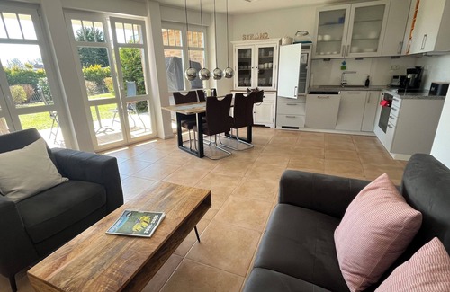 Neue Tiefe Apartment | Hochwertige Traumferienwohnung Neue Tiefe Nähe Südstrand