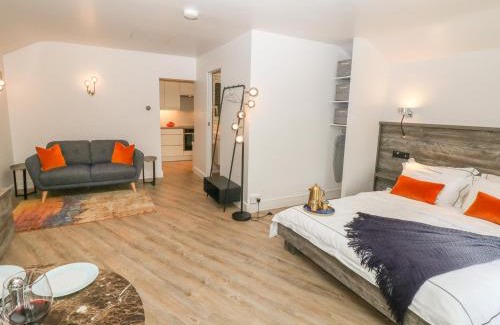 High Peak House | Hockerley Cottage