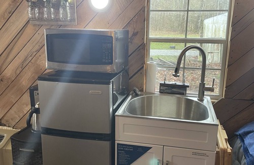 Logan Cabin | Hocking Half-Pint Cottage
