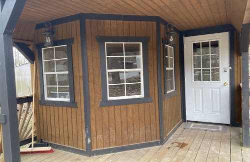 Logan Cabin | Hocking Half-Pint Cottage