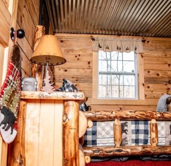 McArthur House | Hocking Hills Cabin, Hot Tub, Private Pond