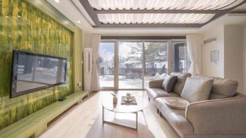 Seowon House | Hoengseong Withpet Village