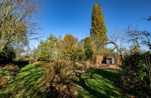 Renz Apartment | Hof Garz Wohnung Apfelgarten