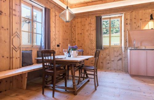 Petersberg Apartment | Hof im Thal Apt Zirbe