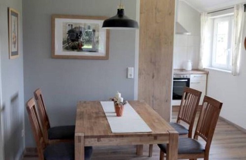 Hatten Apartment | Hof Suhrkamp - HOLIDAY APARTMENT "WIESENBLICK"