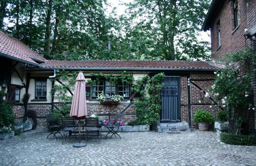 Zoutleeuw House | Hof ter Wallen