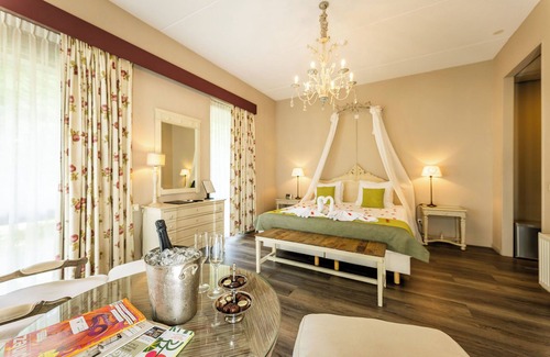 Krachtighuizen Hotel | Hof van Putten