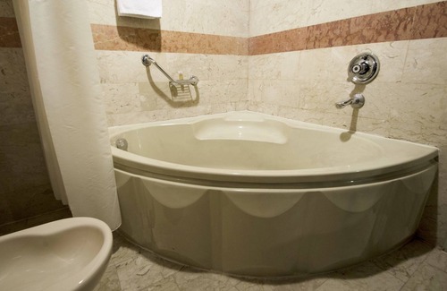 Al Hofuf Hotel | Hofuf Hotel