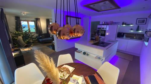 Miesbach House | Hofwies-Exklusiv - Privates Luxus-Boutique Ferienhaus 8 Pax