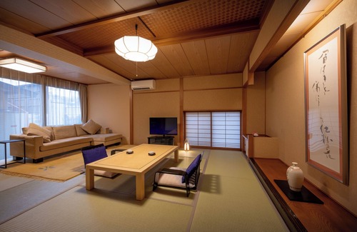 Tendo House | Hohoemino Kuyufu Tsuruya