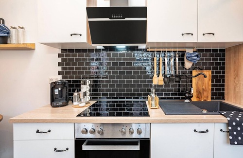 Neustadt an der Weinstrasse Apartment | Holiday Apartment 'Fachwerk' with Wi-Fi