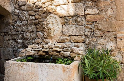 Saint-Andre-de-Roquepertuis Apartment | Holiday cottage of 60m2, completely renovated.