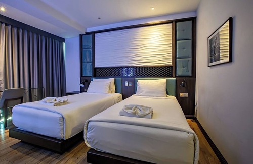 Phitsanulok Hotel | Holatel Hotel Phitsanulok