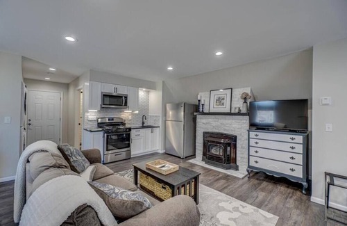 Stillwater Apartment | Holcombe Loft - Studio Apartment in Historic Stillwater MN