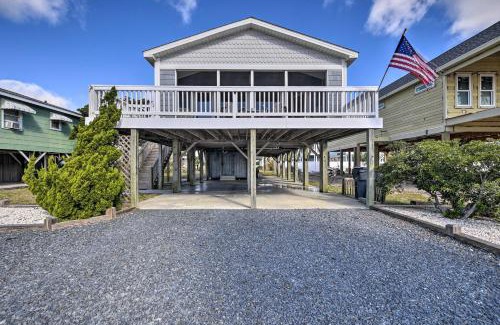 Holden Beach House | Holden Beach Family Abode - Steps to Ocean!