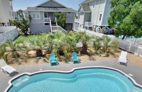 Holden Beach House | Holden On' South 4 Bedroom Home by RedAwning