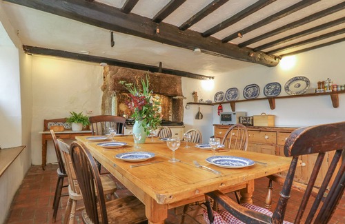 Sticklepath Cottage | HOLE FARM, pet friendly, character holiday cottage in Chagford