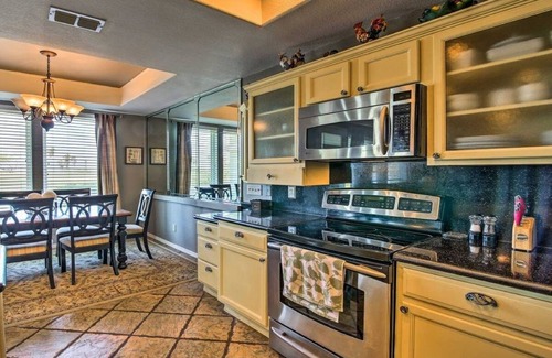 Port Isabel House | Hole-in-One Vista!