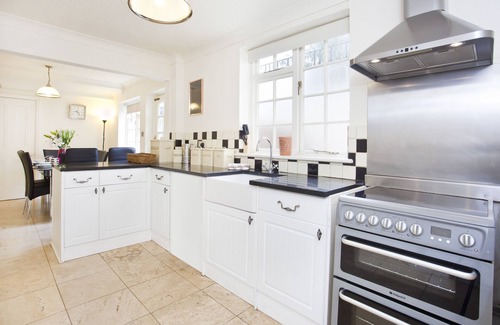 York Cottage | Holgate Lodge - sleeps 5 guests in 1 bedroom