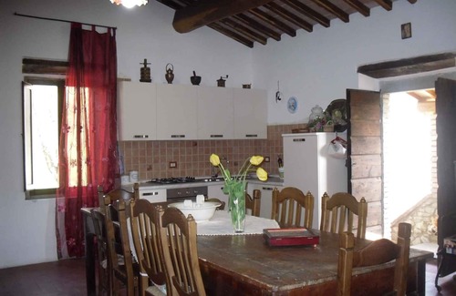 Lippiano House | Holiday home surrounded by nature with private lake