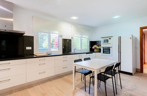 Camas Villa | Holi-Rent Colina Blanca