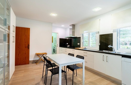 Camas Villa | Holi-Rent Colina Blanca
