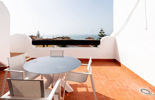 Sector M - Malvasia Apartment | Holi-Rent Meraky Superior