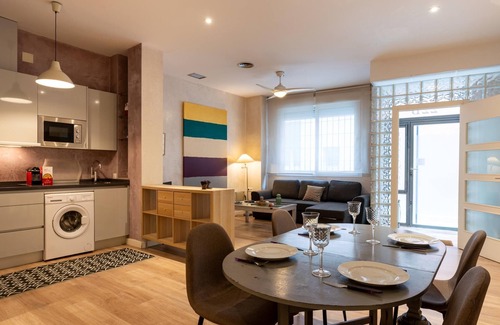 Museo Apartment | Holi-Rent Trastamara