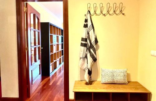 Sabaris Apartment | Holibai, Chuliña, Cerca de la playa, con piscina y parking
