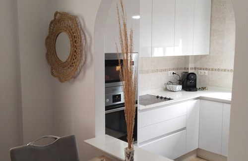 Paterna del Rio House | Holiday Home 'Casa De La Aldea' with Mountain Views, Wi-Fi and Air Conditioning
