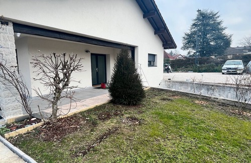 Saint-Julien-en-Genevois House | Holiday Home 'Standing, 4 Suites Avec Sdb' with Mountain View and Wi-Fi