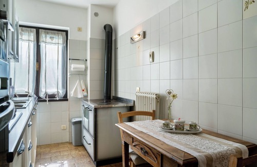 Altopiano della Vigolana House | Holiday Home 'Fruet' with Mountain View, Private Garden and Wi-Fi