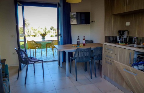 Cavalcaselle Apartment | Holiday apartment with outpool