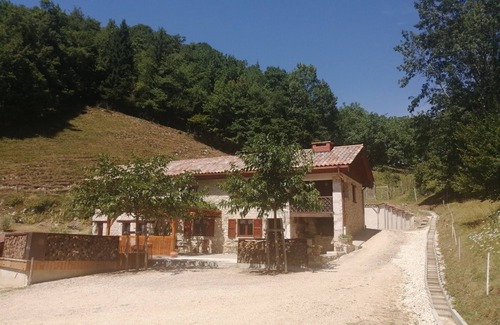 Saint-Gervais House | Holiday Accommodation "Maison de pierre" with beautiful view