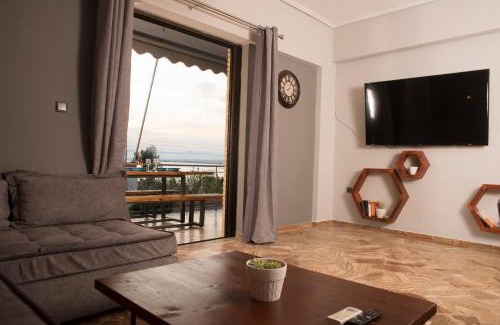 Paralia Vergas Apartment | Holiday Alchemy- Apt just 100m to sea