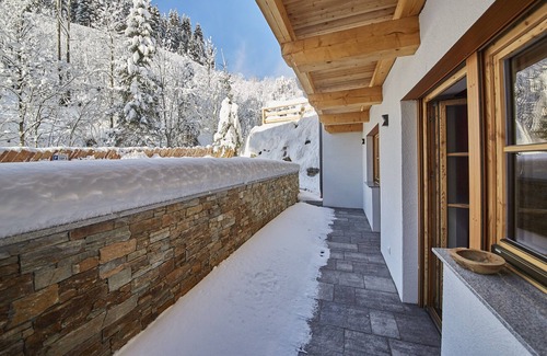 Saalbach-Hinterglemm Apartment | Holiday Apartment "Good Life Top 3" with Mountain View, Private Terrace & Wi-Fi