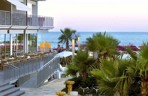 Roseto degli Abruzzi Apartment | Holiday apartment mit Pool und Klimaanlage