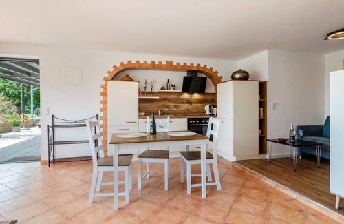 Herdwangen Schoenach Apartment | Holiday Apartment '2' with Shared Terrace, Shared Garden and Wi-Fi
