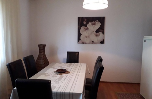 Tribanj House | Holiday apartment Starigrad Paklenica for 1 - 4 persons with 2 bedrooms - Holiday house
