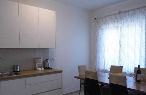 Sveti Vid-Miholjice House | Holiday apartment Sveti Vid-Miholjice for 1 - 6 persons with 3 bedrooms - Holiday house