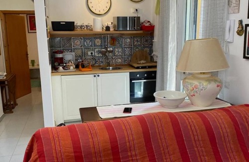 Cassano delle Murge Apartment | Holiday Apartment "Casa Nel Parco" with Private Terrace, Private Garden & Wi-Fi
