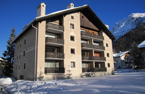 La Punt-Chamues-ch Apartment | Holiday apartment La Punt-Chamues-ch for 1 - 2 persons with 1 bedroom - Holiday apartment