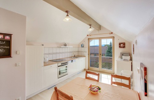 Gelting Apartment | Holiday Apartment "Gelting" with Mountain View, West and South Balcony and Wi-Fi