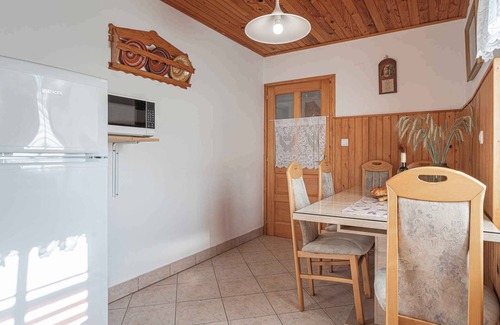 Crnomelj Apartment | Holiday apartment with two separate floors