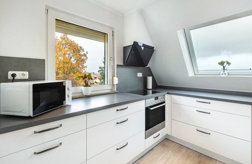Lauterbach Apartment | Holiday Apartment "Felsenweg" with Shared Garden, Balcony and Wi-Fi