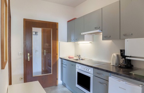 Seefeld in Tirol Apartment | Holiday Apartment "Haus Excelsior Top 40" with Mountain View, Balcony & Wi-Fi