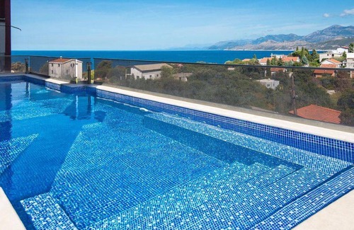 Utjeha Apartment | Holiday apartment Utjeha for 1 - 5 persons with 1 bedroom - Holiday apartment
