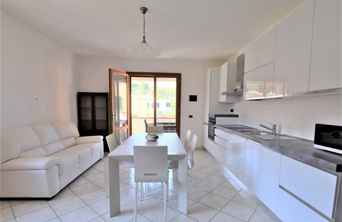 Marina di Campo Apartment | Holiday Apartment Ciliegio, Marina di Campo convenient for the beach and the center.